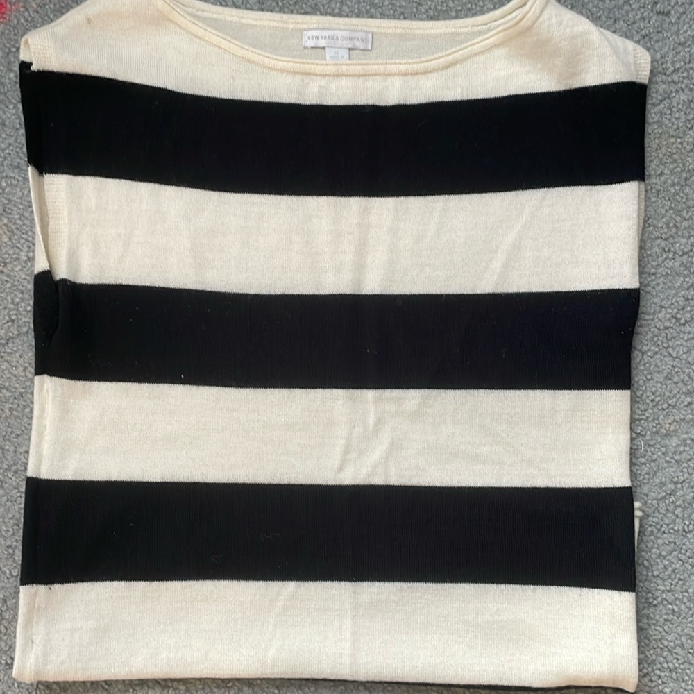 Merino wool NEW YORK COMPANY striped sweater